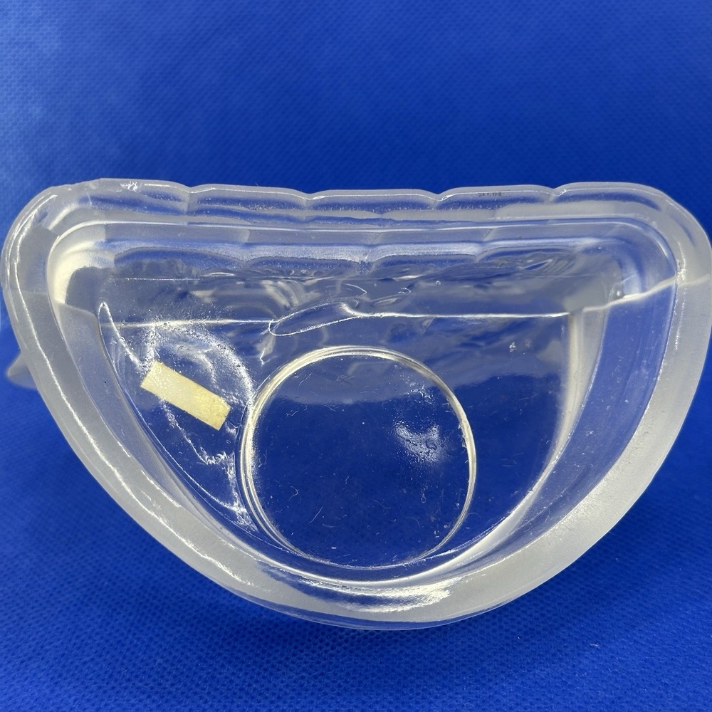 Vintage Frosted Glass Candle Holder Christmas Nativity Scene Manger 4" Tea Light - Picture 7 of 11